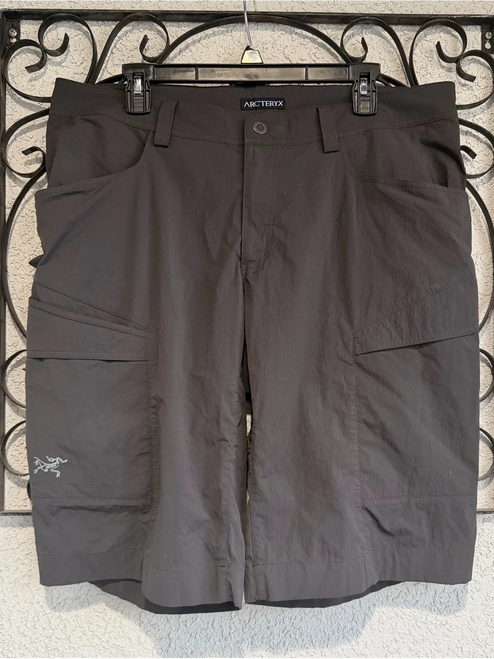 Arc'teryx Men's Gray Rampart Cargo Shorts